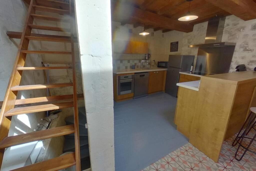 شقة Maison De Charme Dans Le Centre Historique , Wifi Clim 6 Pers Calme Et Confort آرْلْ المظهر الخارجي الصورة