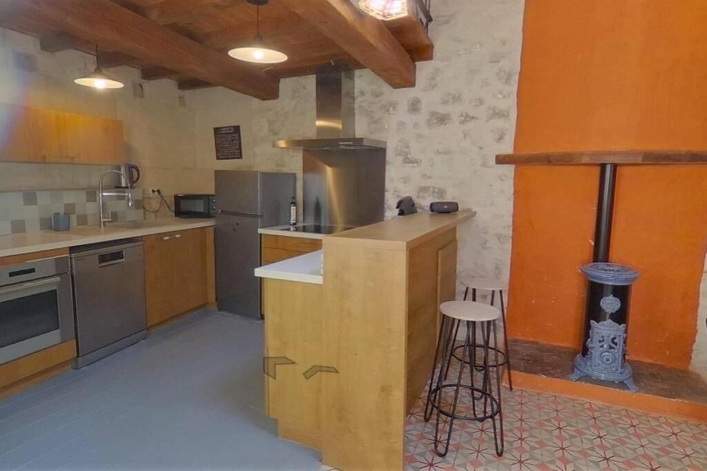 شقة Maison De Charme Dans Le Centre Historique , Wifi Clim 6 Pers Calme Et Confort آرْلْ المظهر الخارجي الصورة